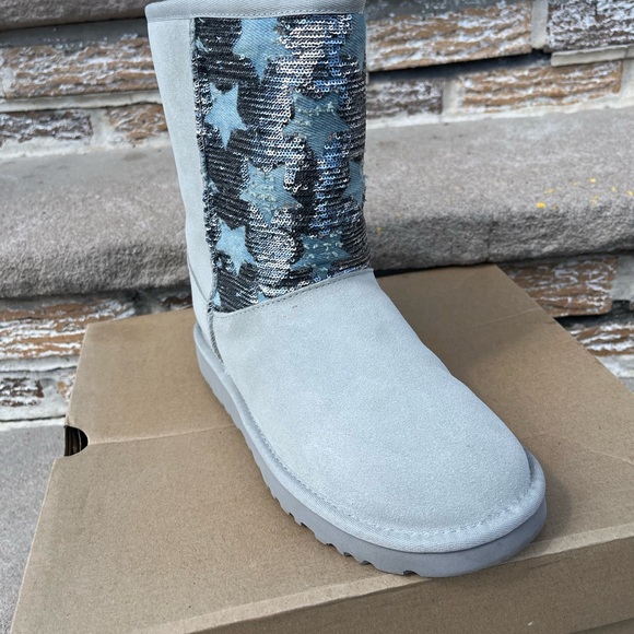 UGG Light Gray Boots with Blue Star Design - Picture 2 of 3